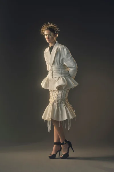 Look 33